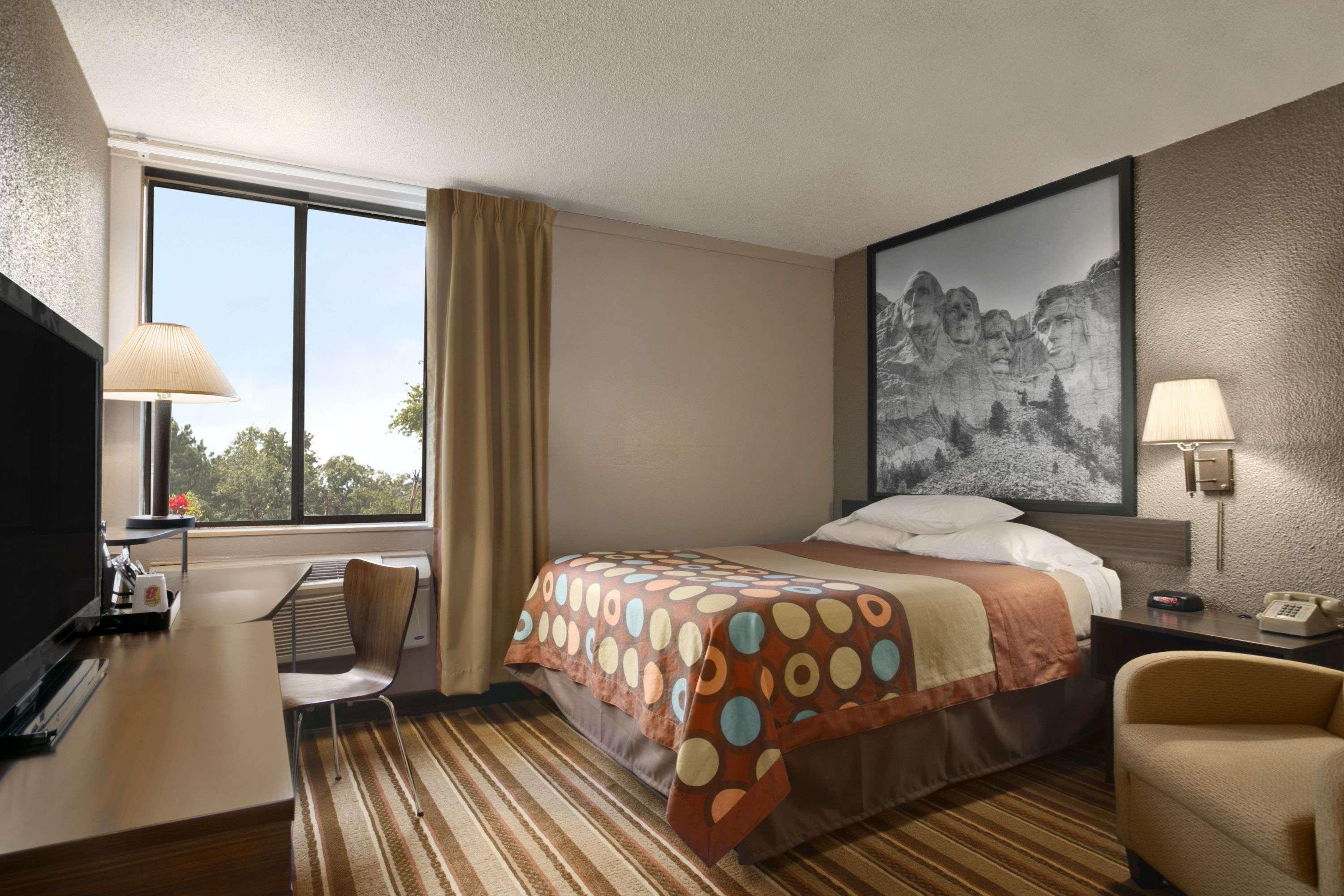 Hotel Super 8 By Wyndham Redfield Esterno foto